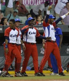 Serie del caribe dia6 Cuba vs Venezuela24